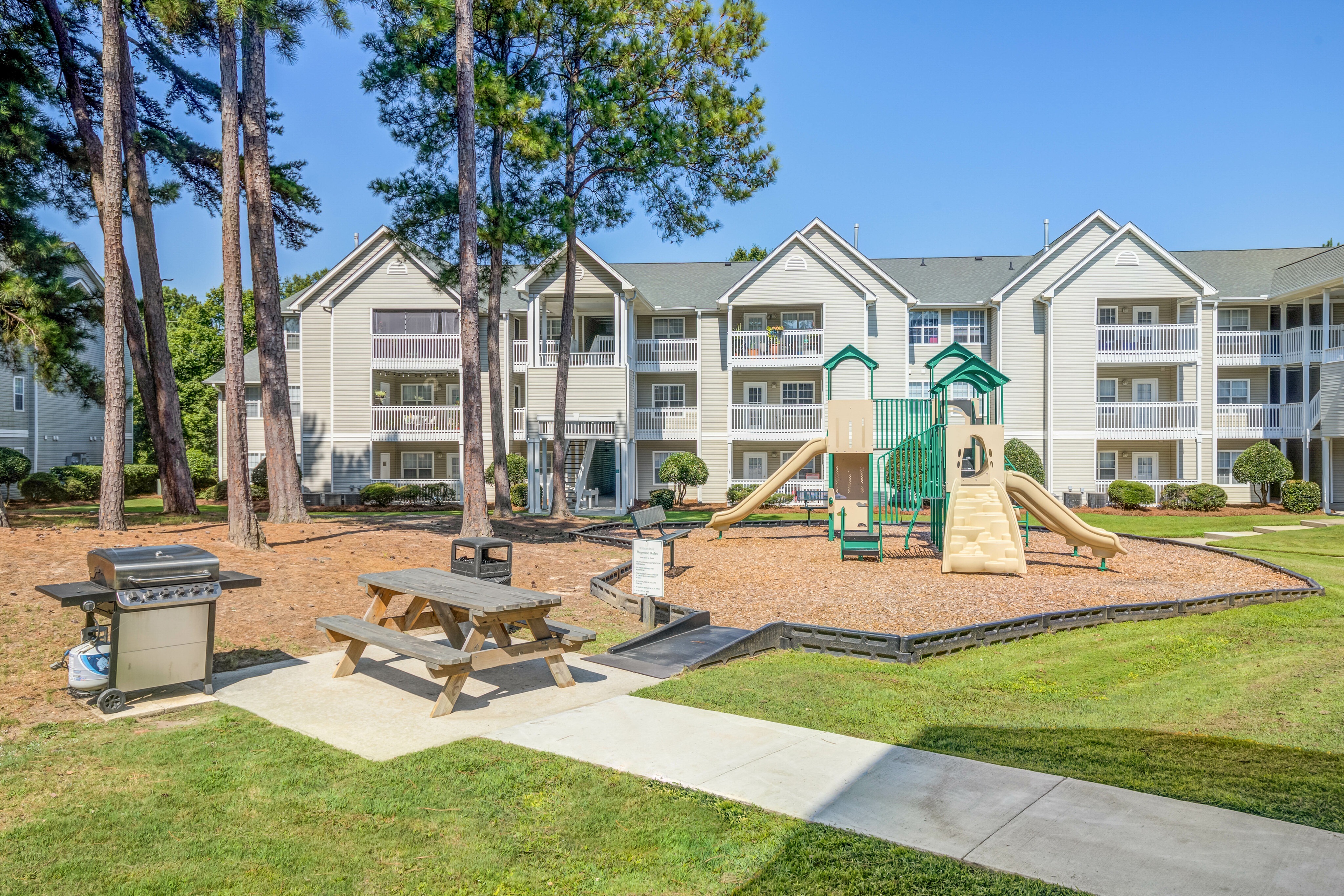 Huntington Place Playground and Grill