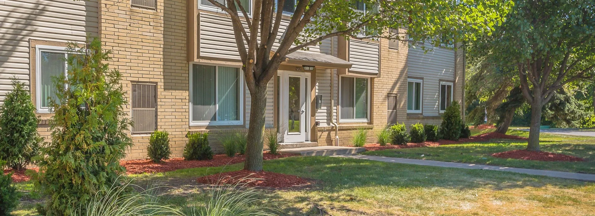 Chestnut Lake Exterior