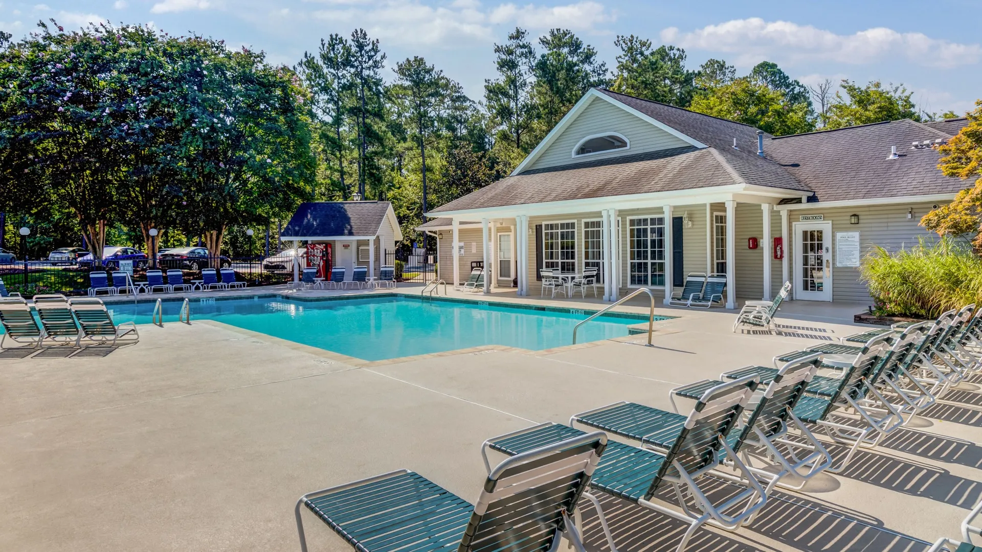 Huntington Place Pool