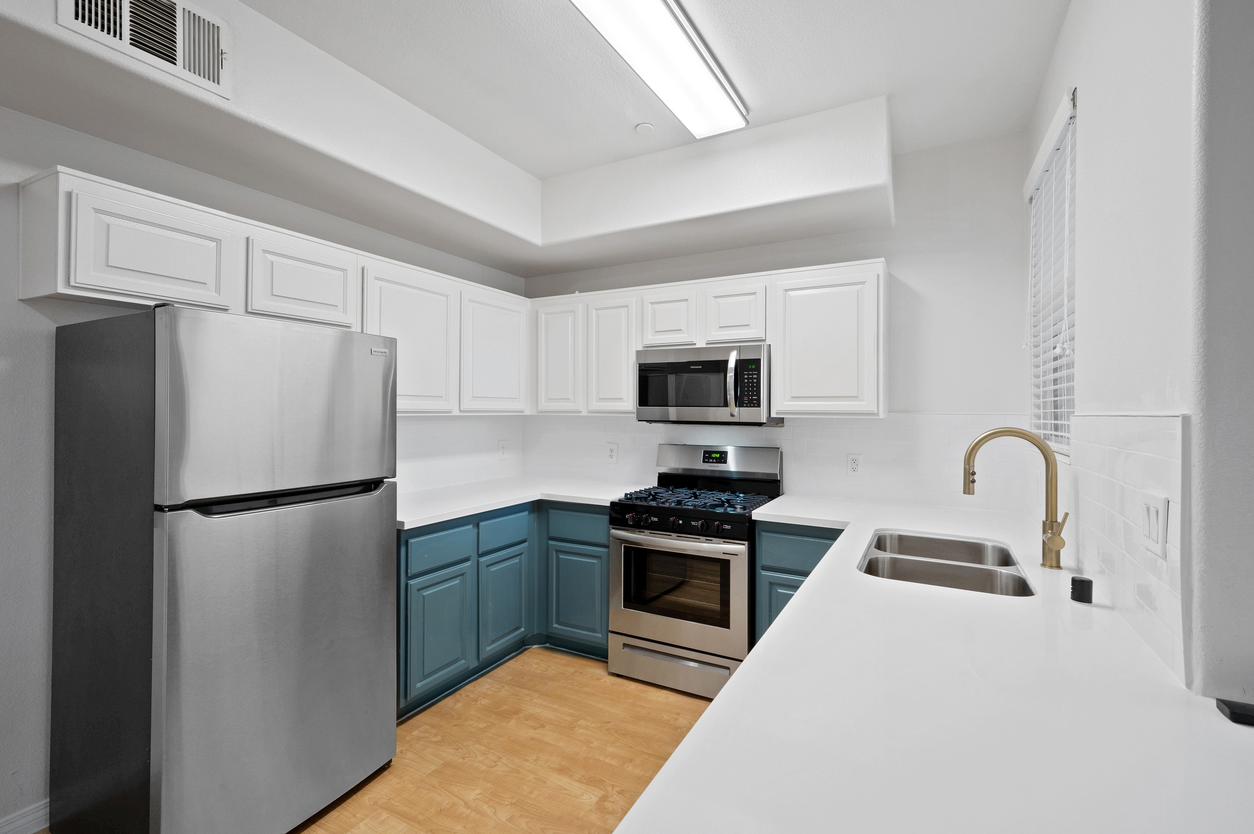 View Photos Fleetwood Apartments