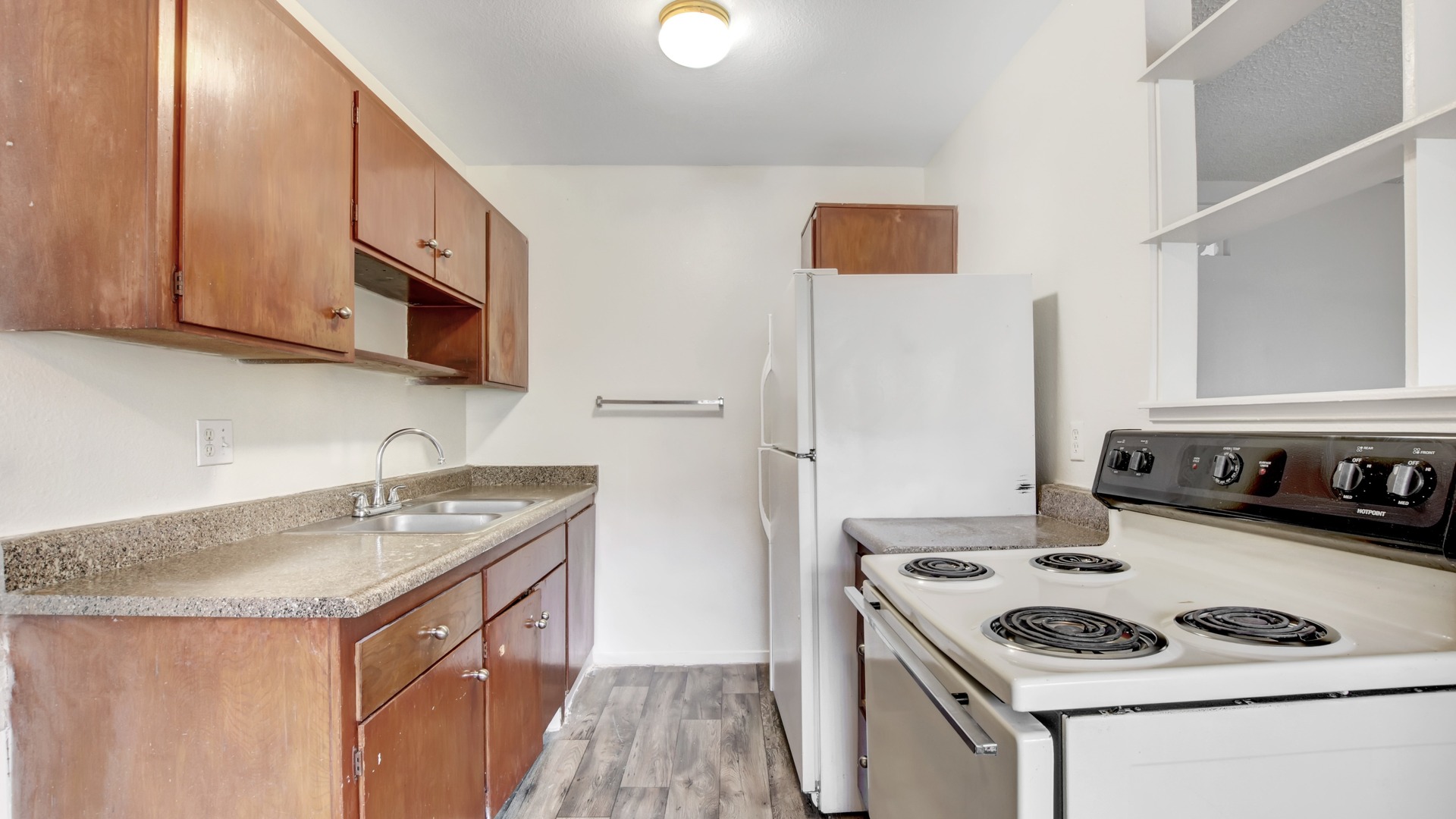 Eagles Nest (Swenson) Apartments In Las Vegas, NV