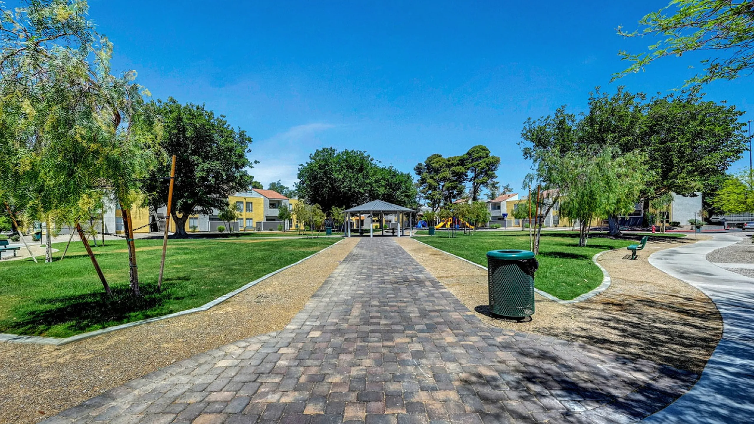 Park at Spring Valley - Scenic Walkway