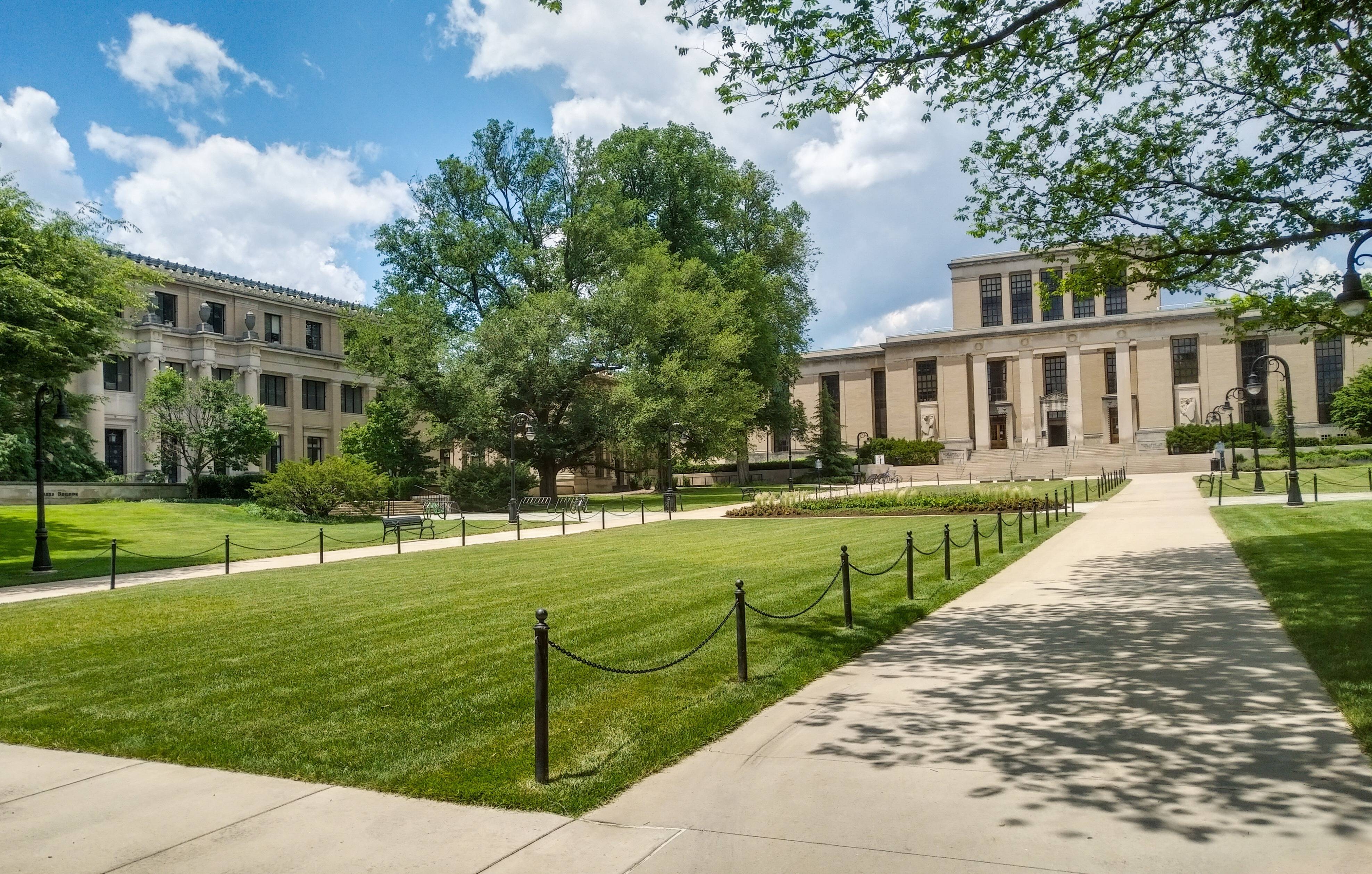 Student Apartments Near Penn State University The Pointe