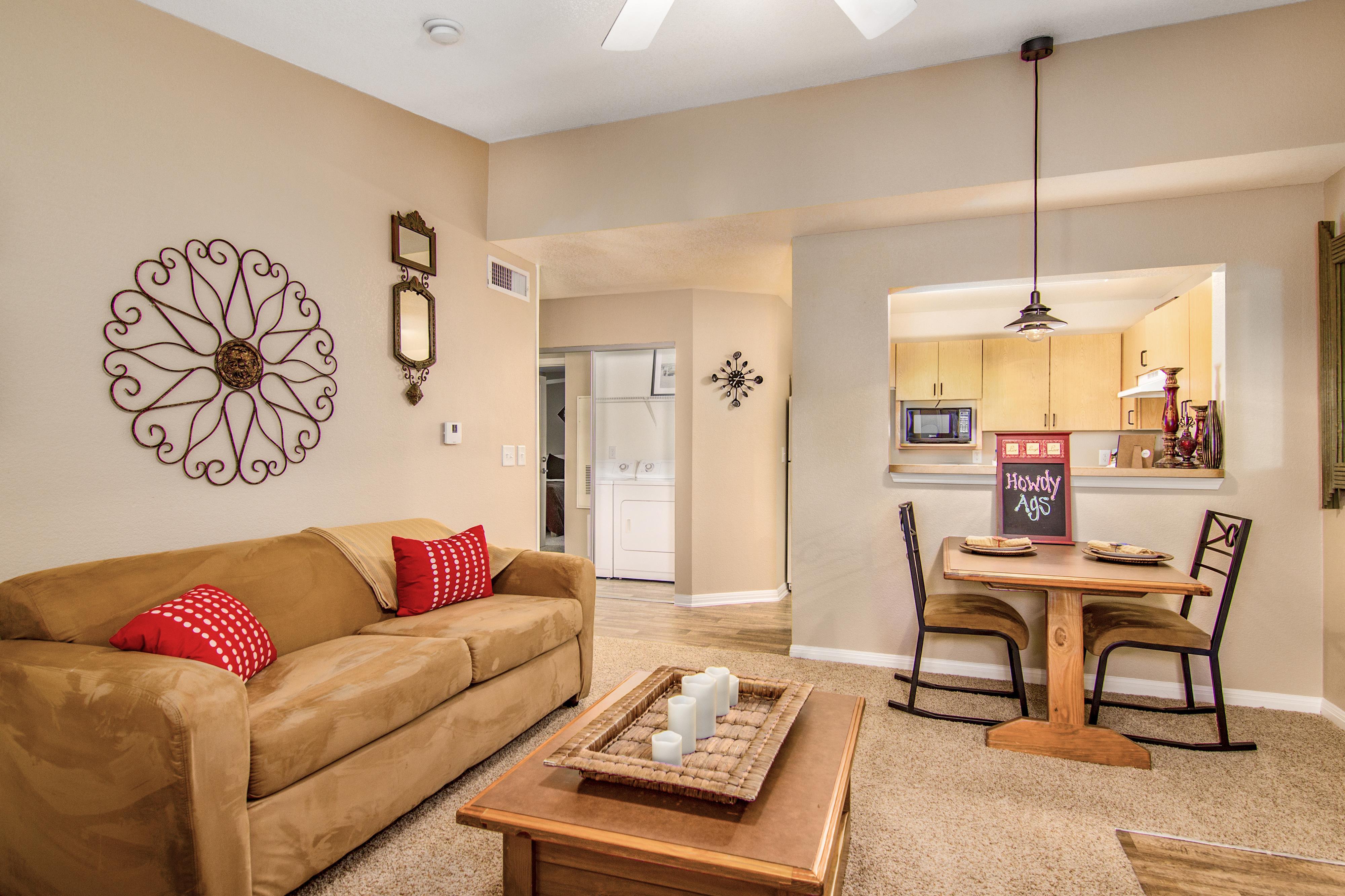 View Photos & Take A Virtual Tour | Reveille Ranch
