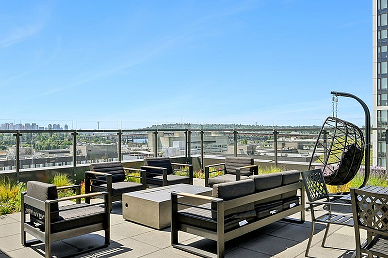 outdoor roofdeck