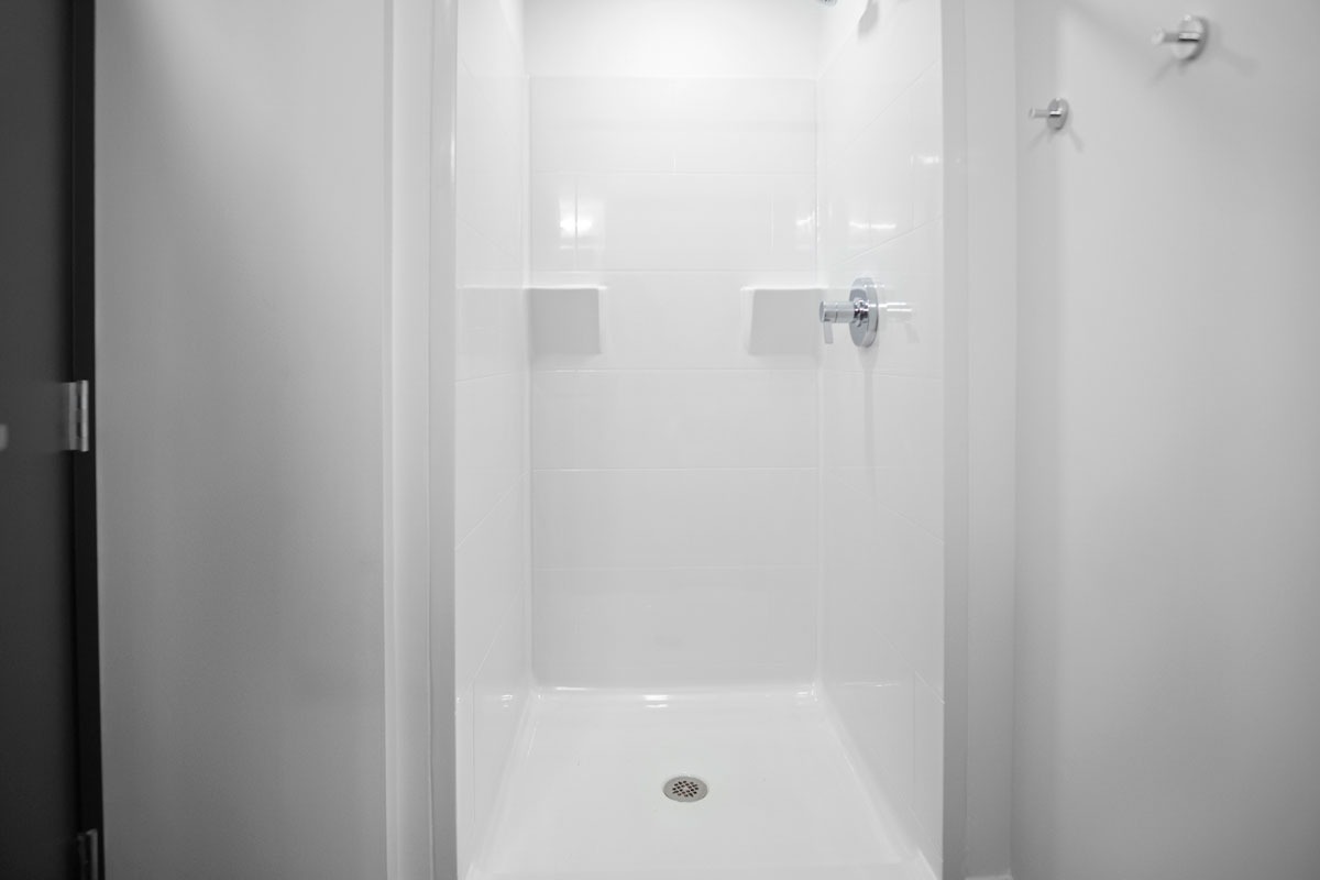 Broadway Studio Murphy - Shower