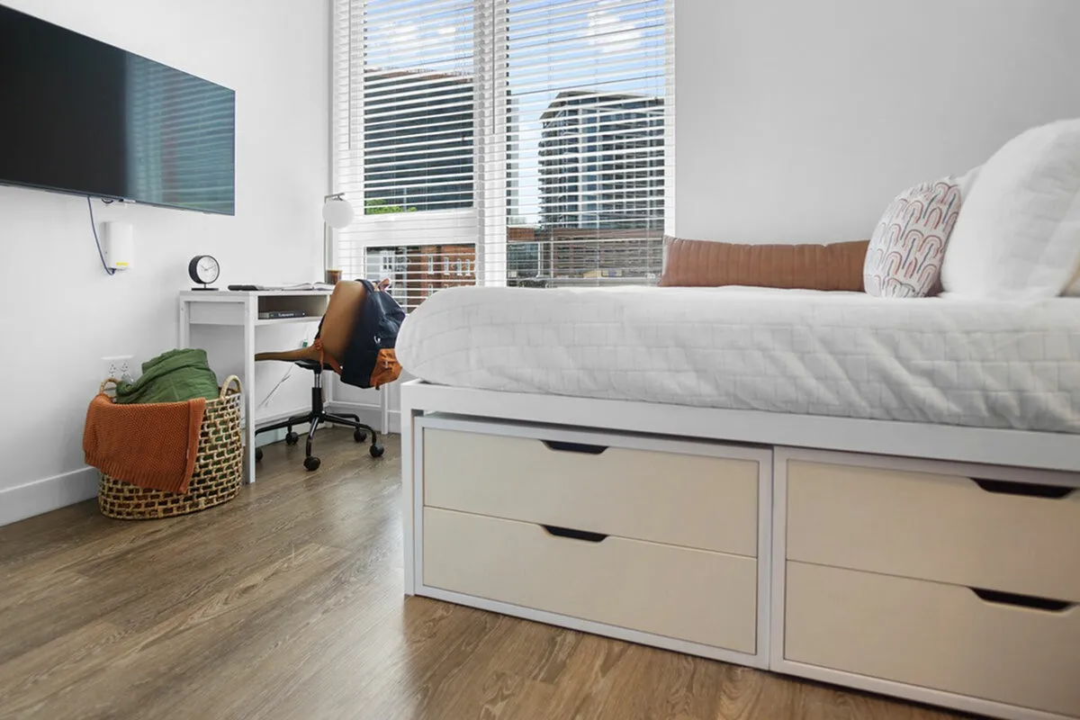 Hillsboro Studio - Bedroom