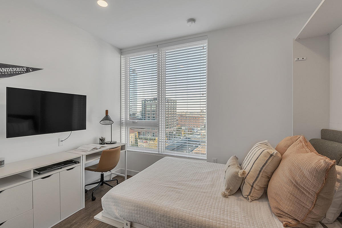 Broadway Studio Murphy - Bed Open
