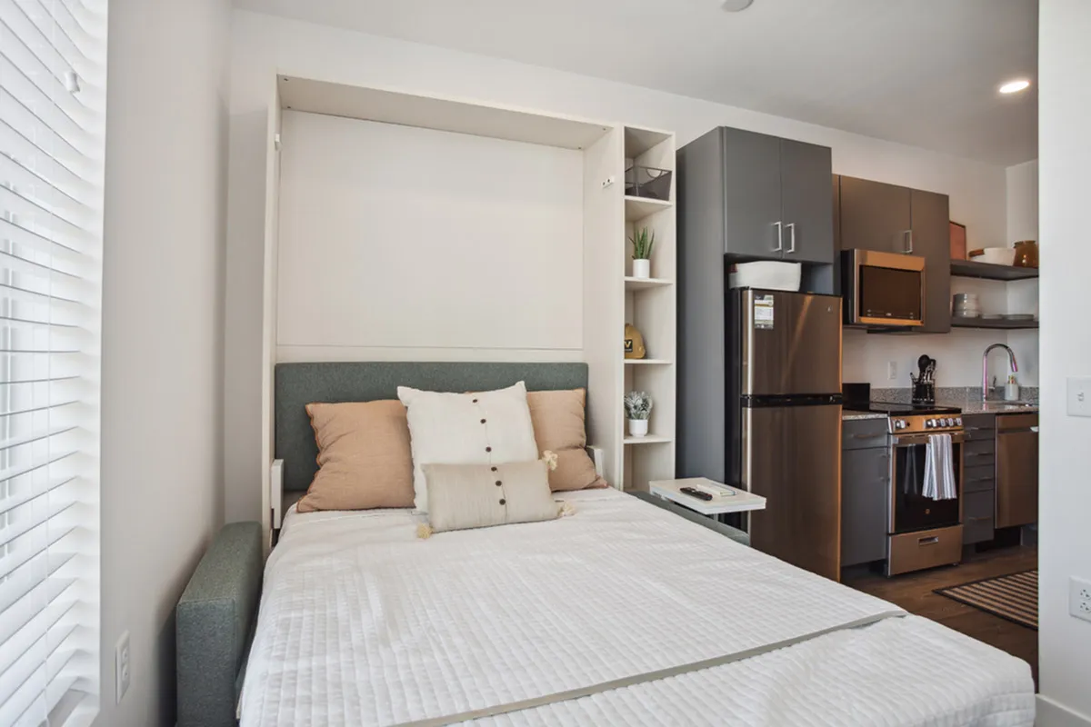 Broadway Studio Murphy - Bed Open