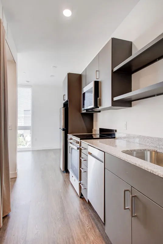 Hillsboro Studio - Kitchen