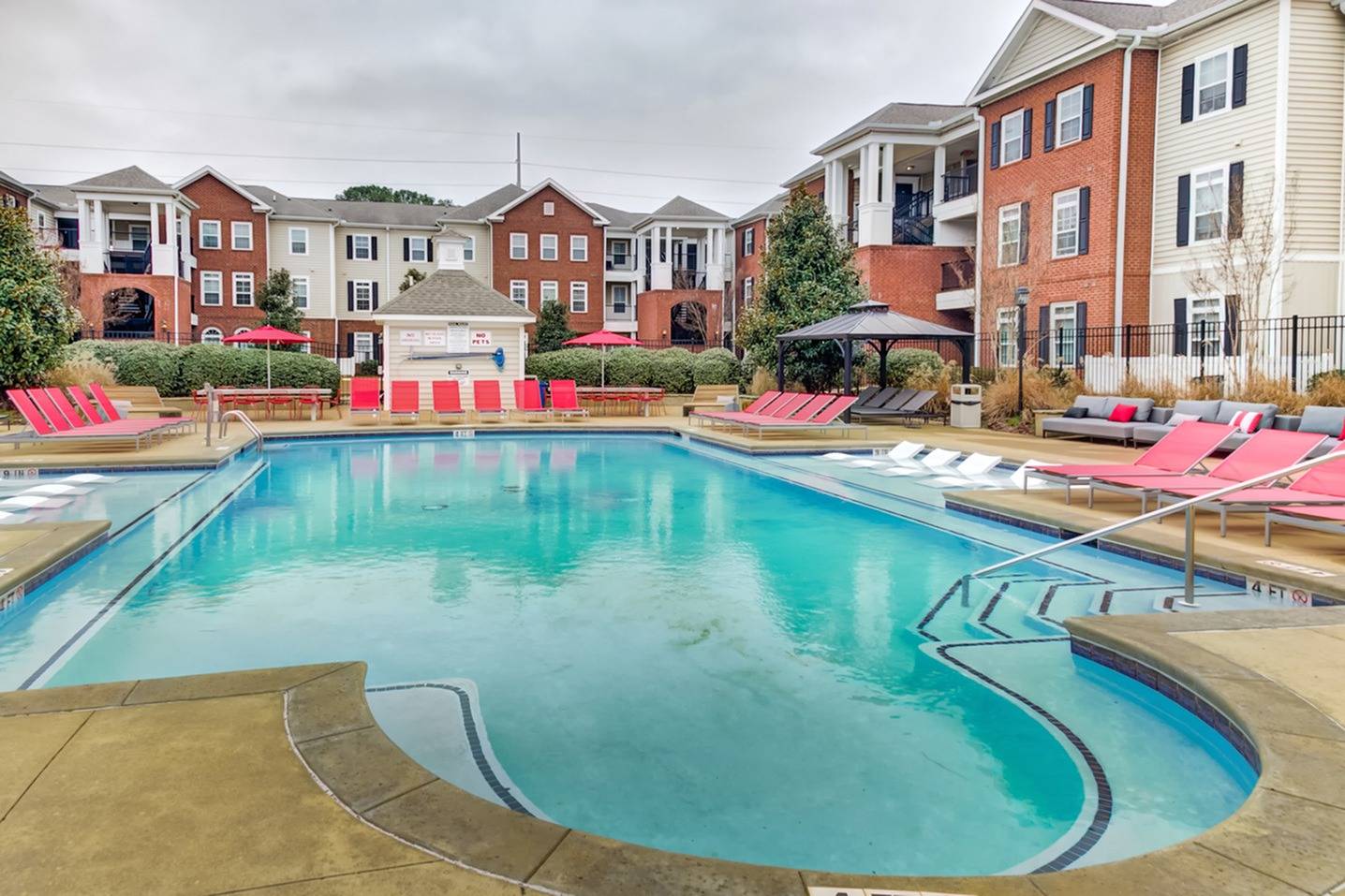 2 bedroom apartments with pool in tuscaloosa