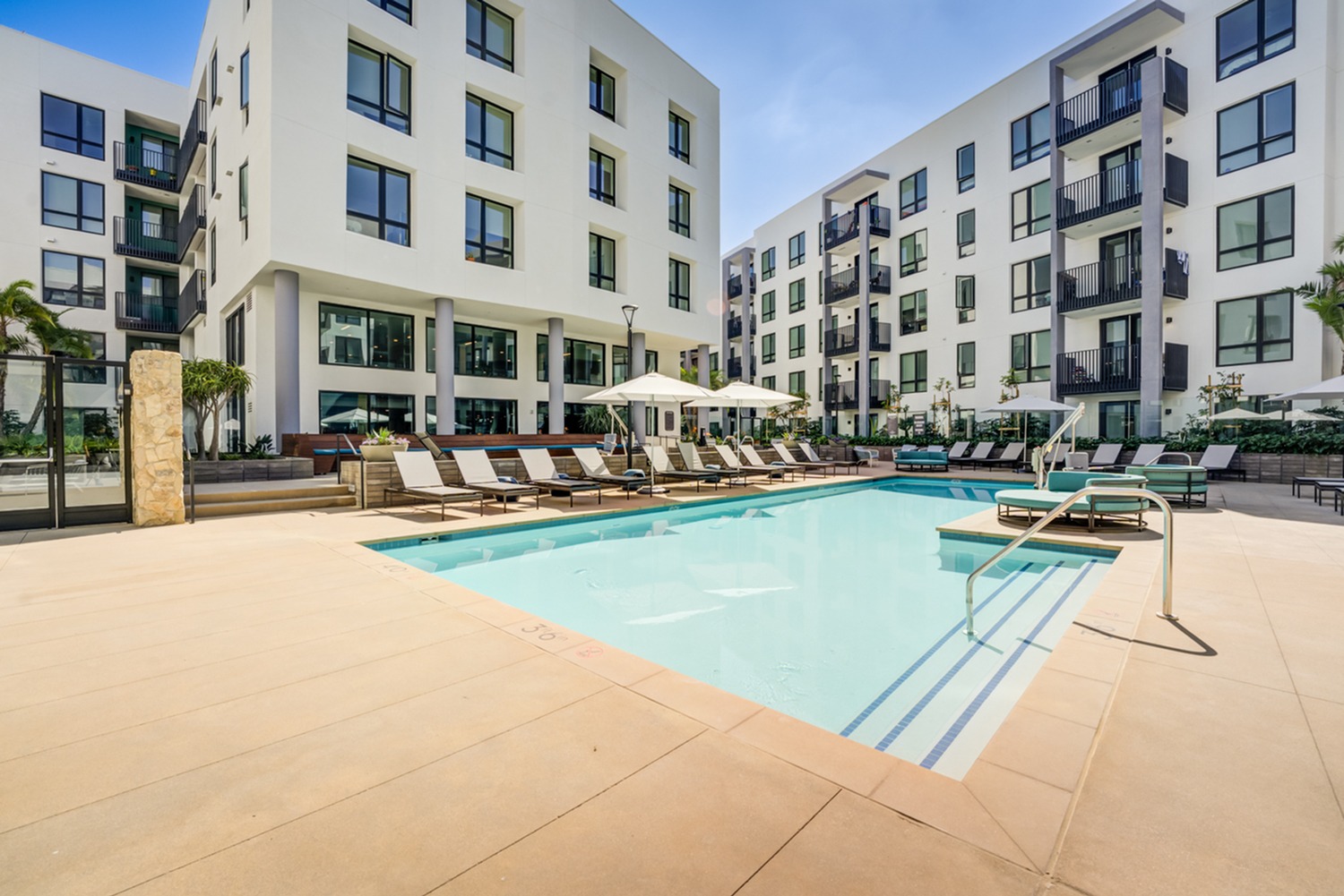 Union Grantville 1 4 Bed San Diego Luxury Apartments