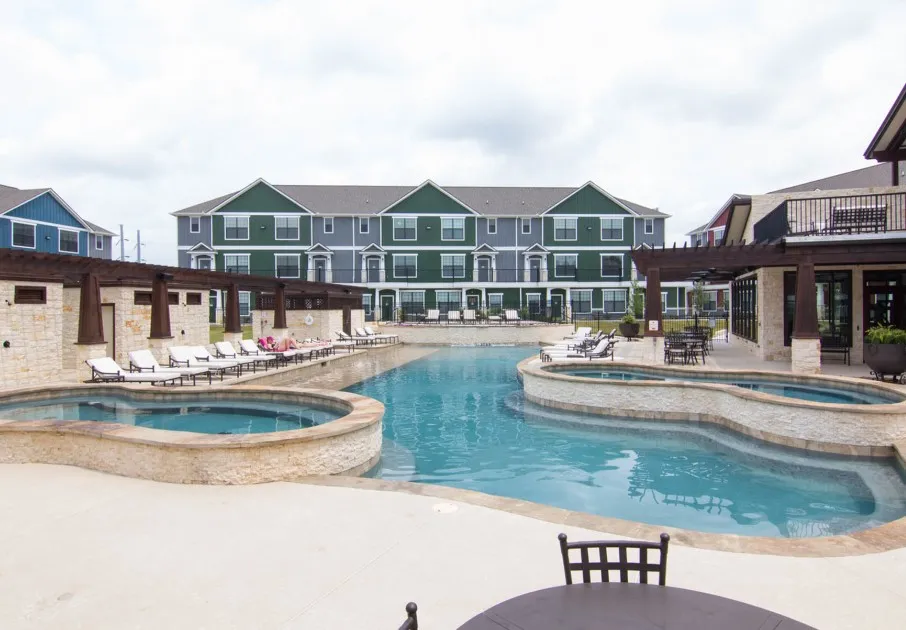 Resident Pool and Hot Tubs