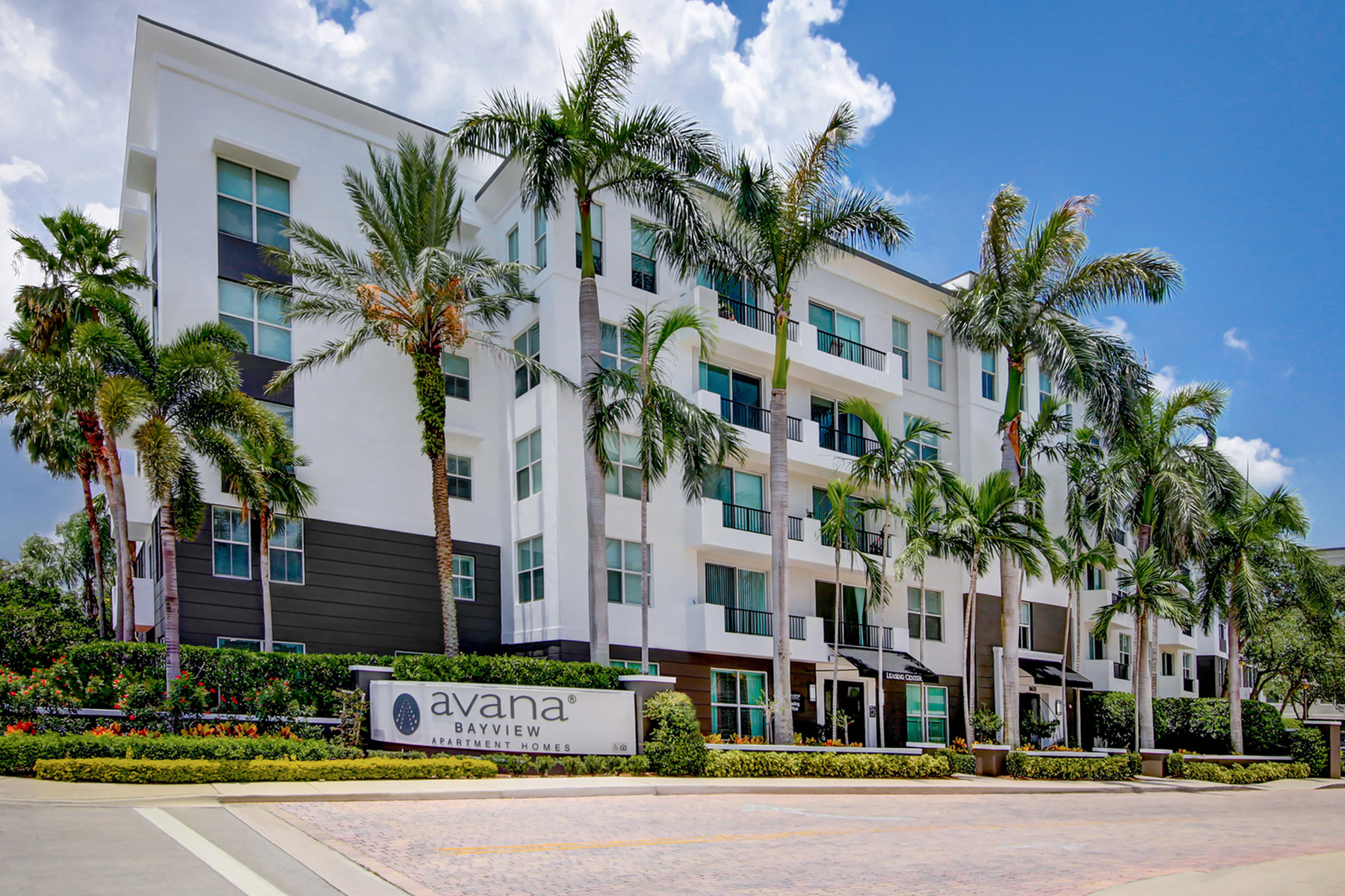 Pompano Beach Luxury Apartments