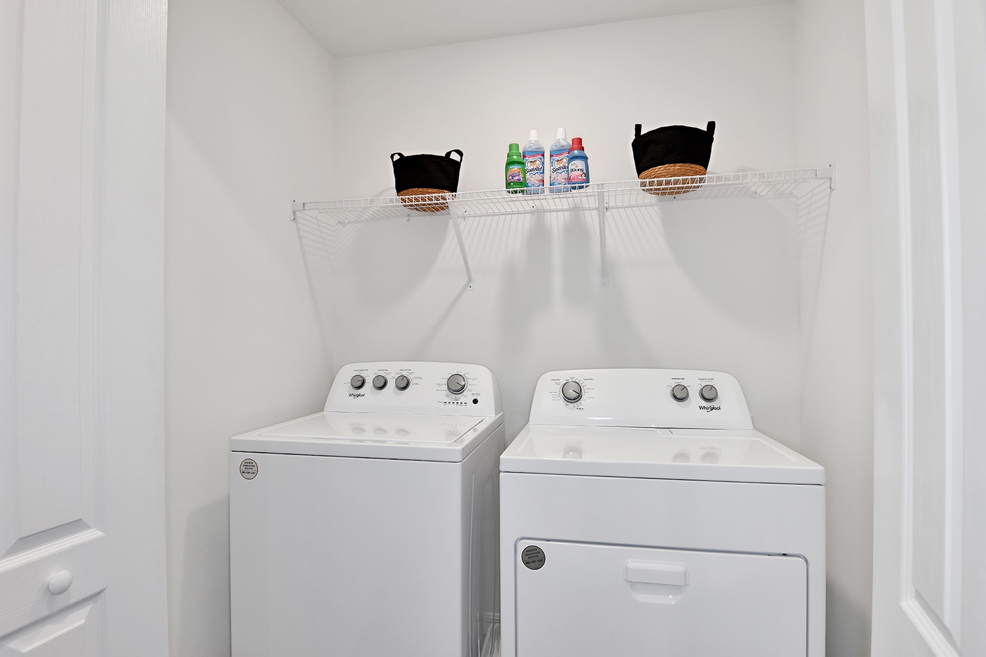 Full-size washer and dryer at a home for rent in Apopka, Florida.