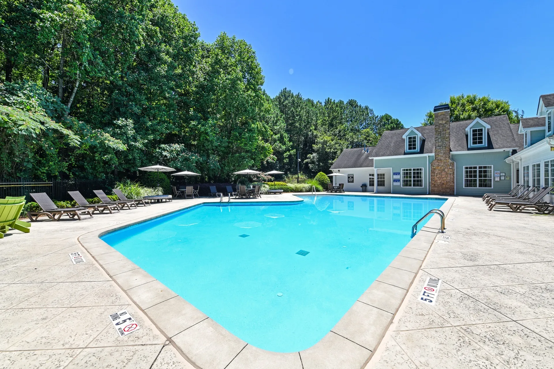 Daytime Pool