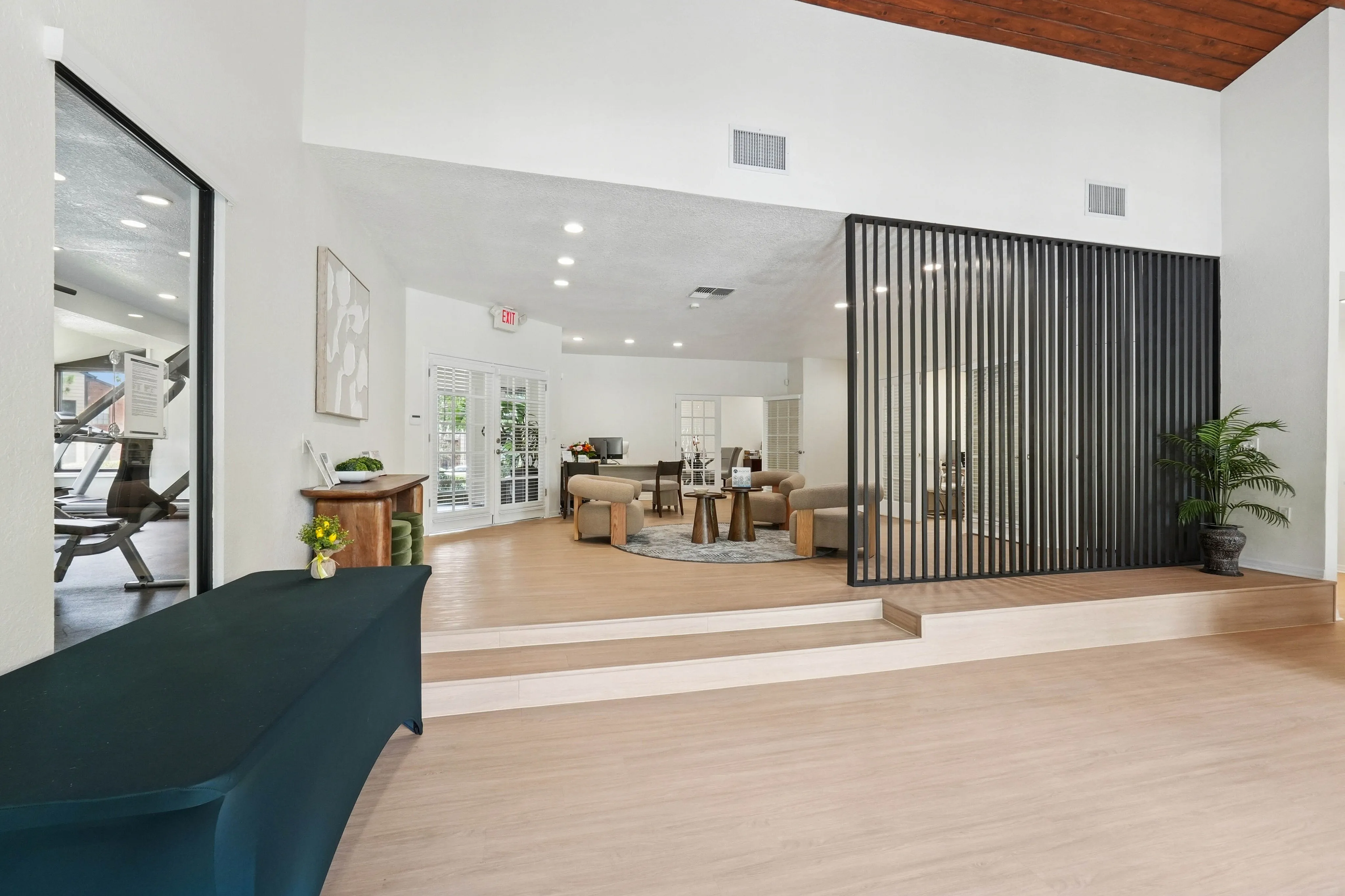 Open Sitting Area