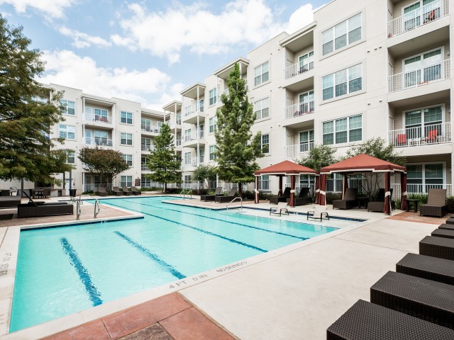Image of Two exquisite courtyard pools for 4110 Fairmount