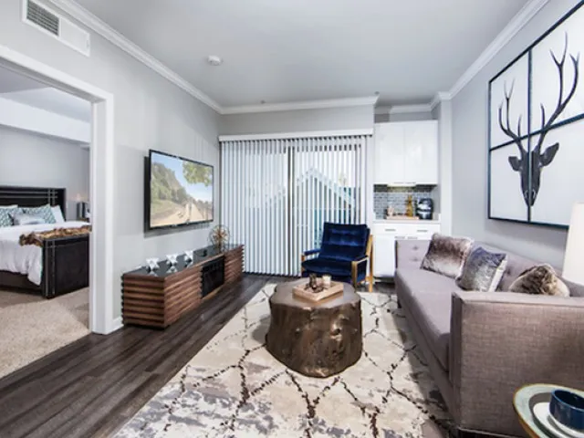 Image of 9-ft Ceilings for Avana on Wilshire
