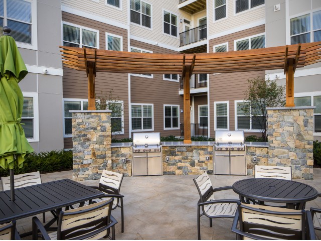 Outdoor kitchen for dining and entertaining