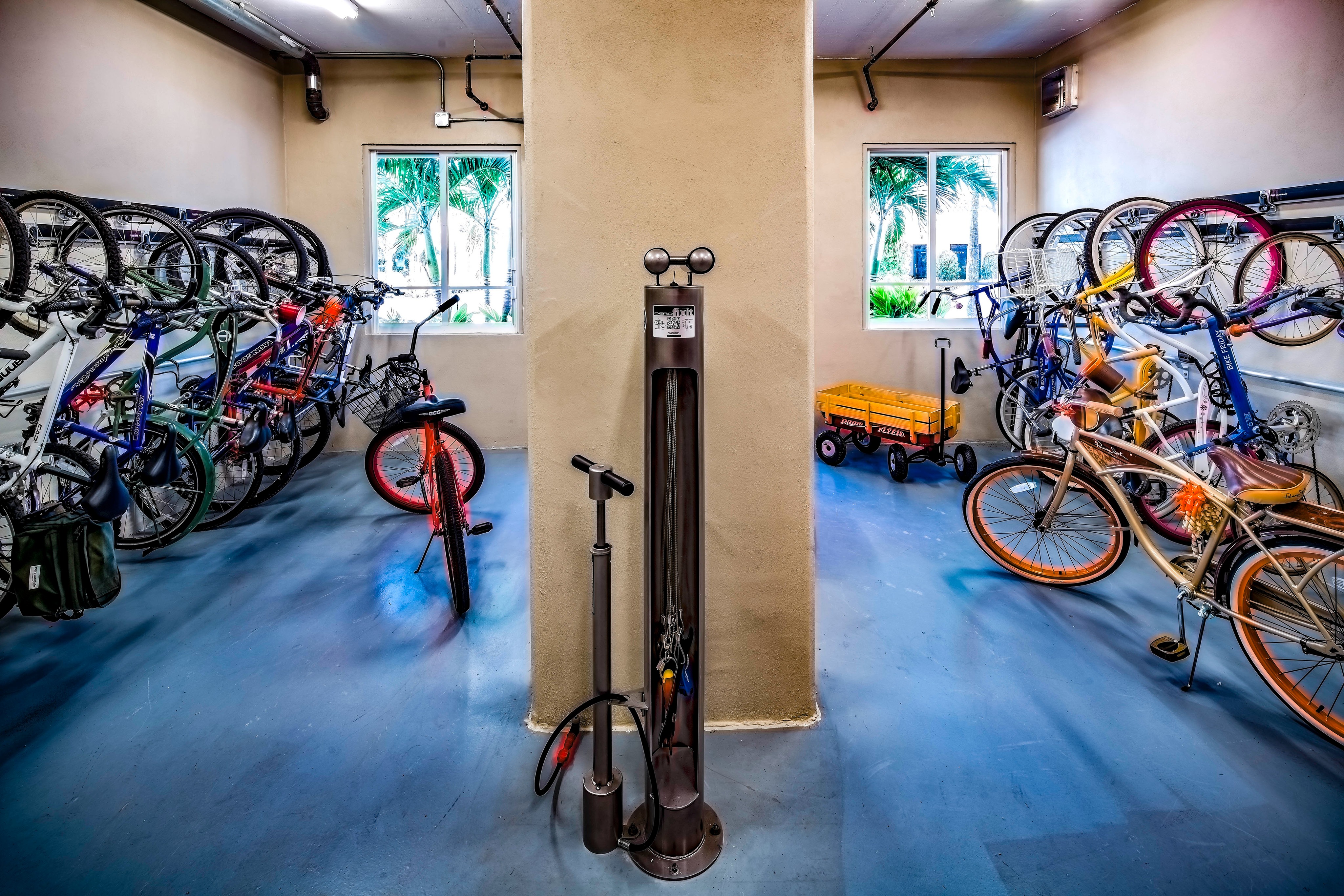 Bicycle storage and repair station