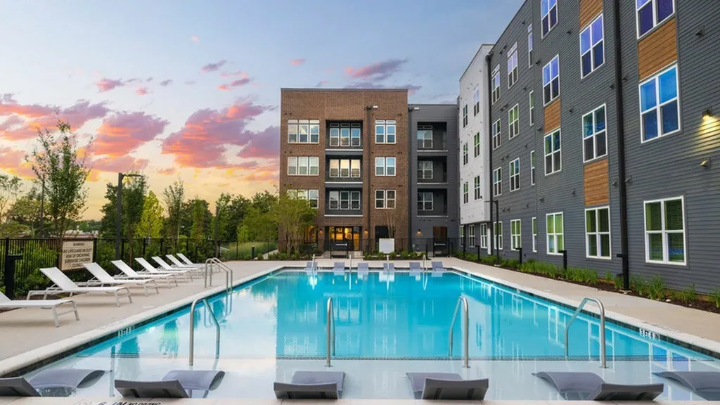 pool and courtyard
