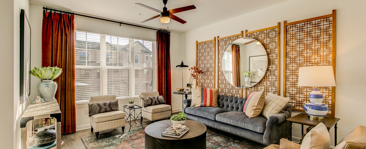 Spacious Living Room