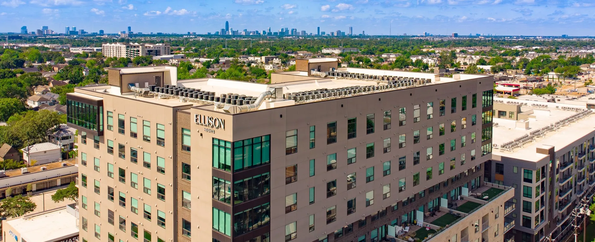 93% Walk Score | Steps away from many delicious places in Houston Heights.