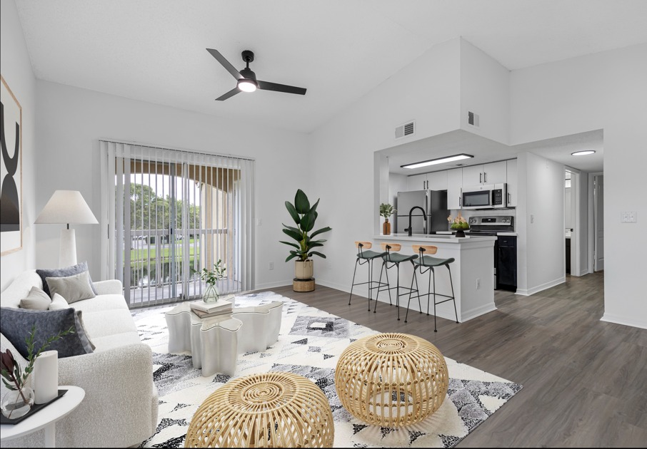 Vaulted ceilings and modern kitchen