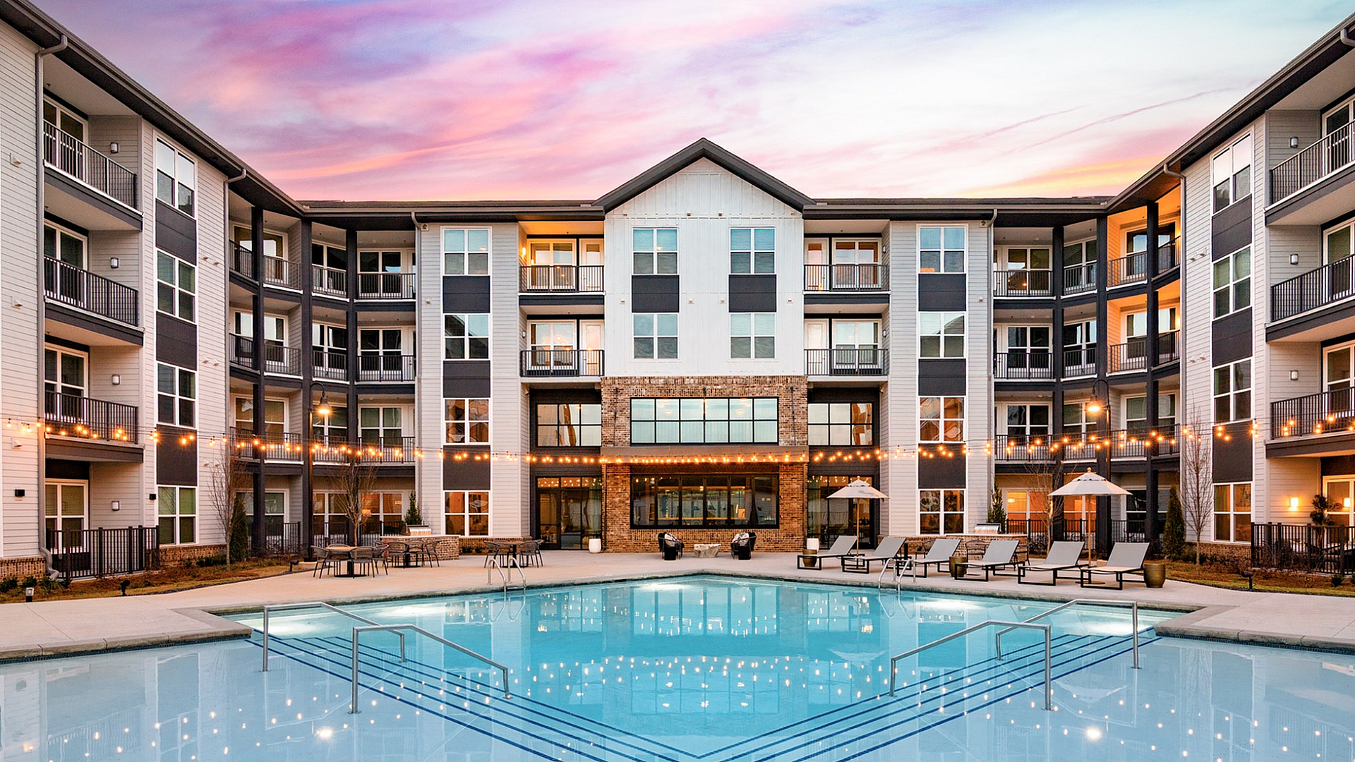 pool and fire pit area