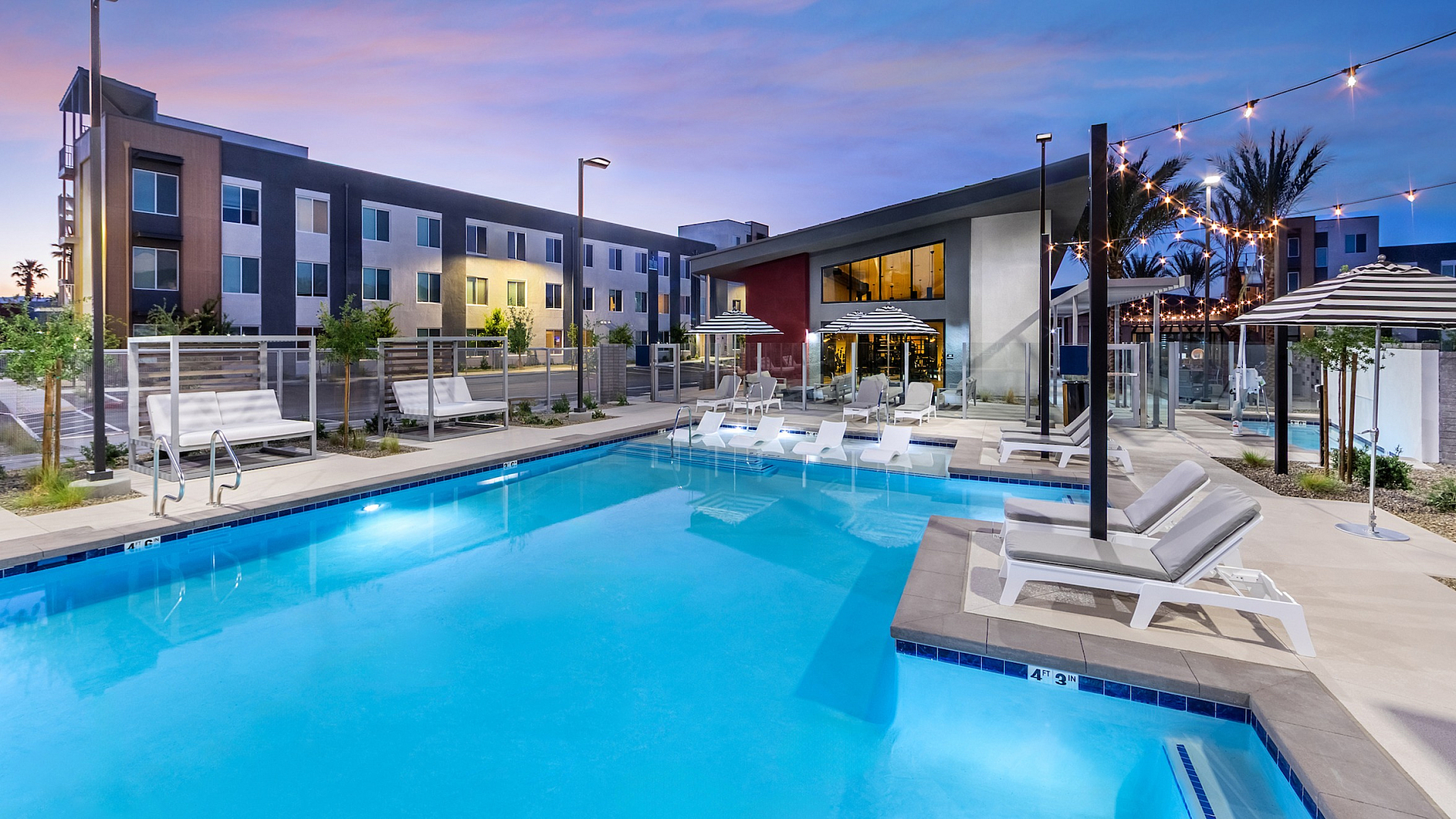 Dusk Pool