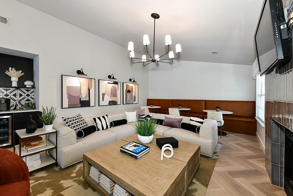 Leasing office