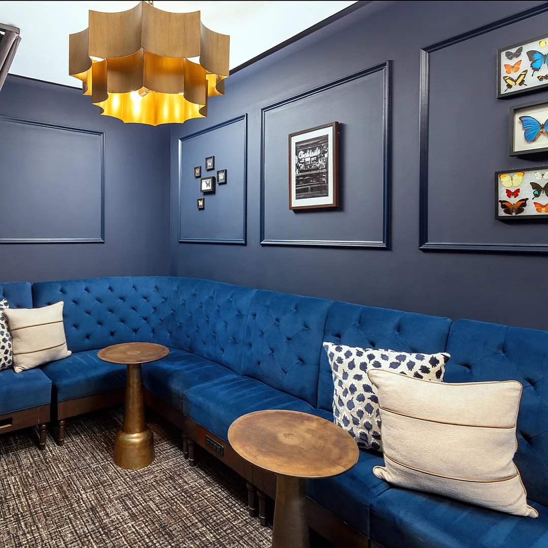 lounge area