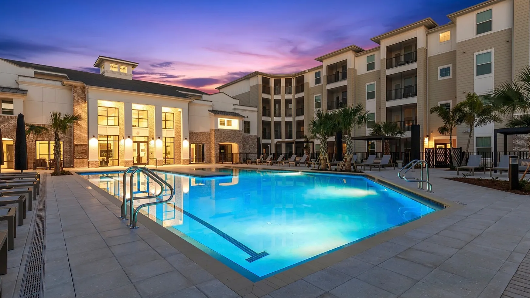 resort style pool twilight at marlowe south tampa