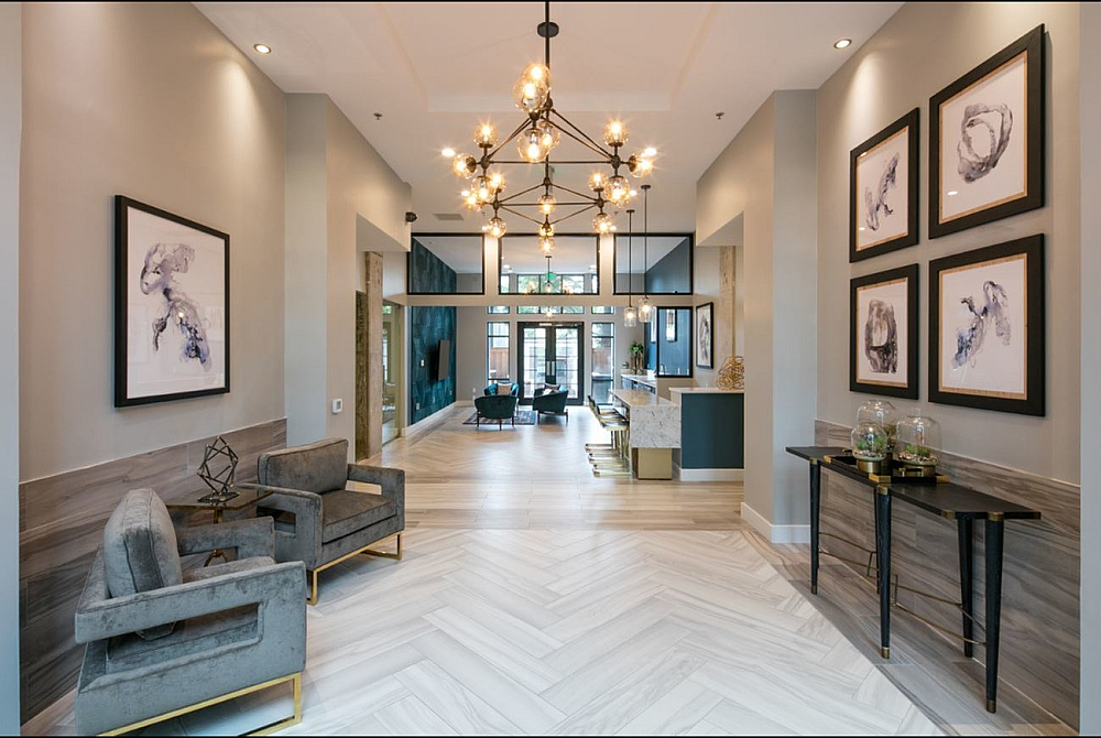 Elegant lobby Park 19