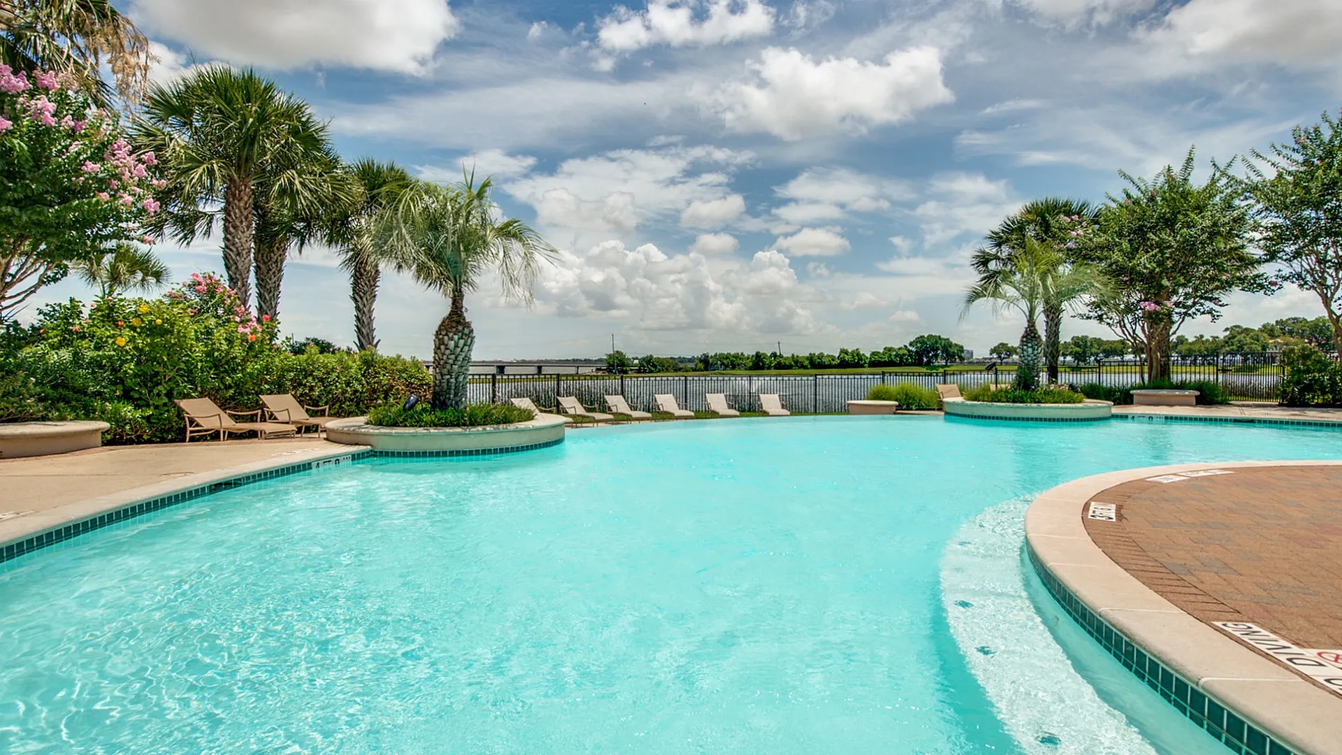 infinity pool overlooking the lake