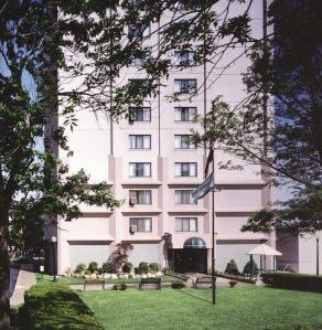 Making a Difference in the Public Housing Arena-image