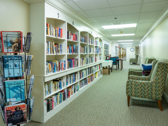 Image of Library for Brookhaven Manor Senior Living