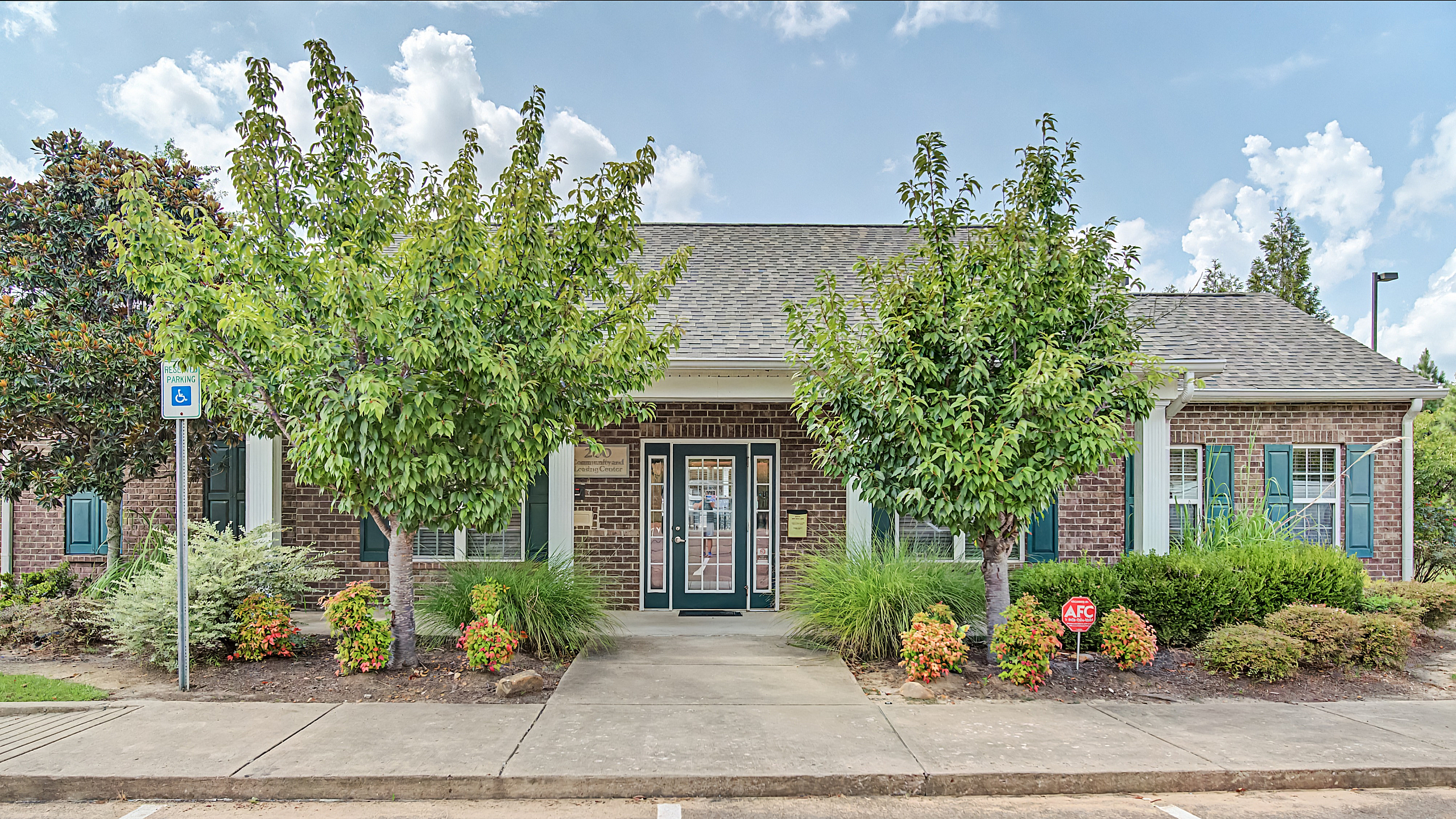 Rosewood Place Apartments