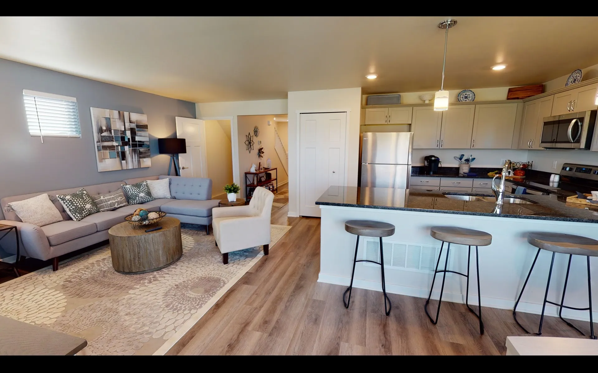 Veneto Living Room & Kitchen