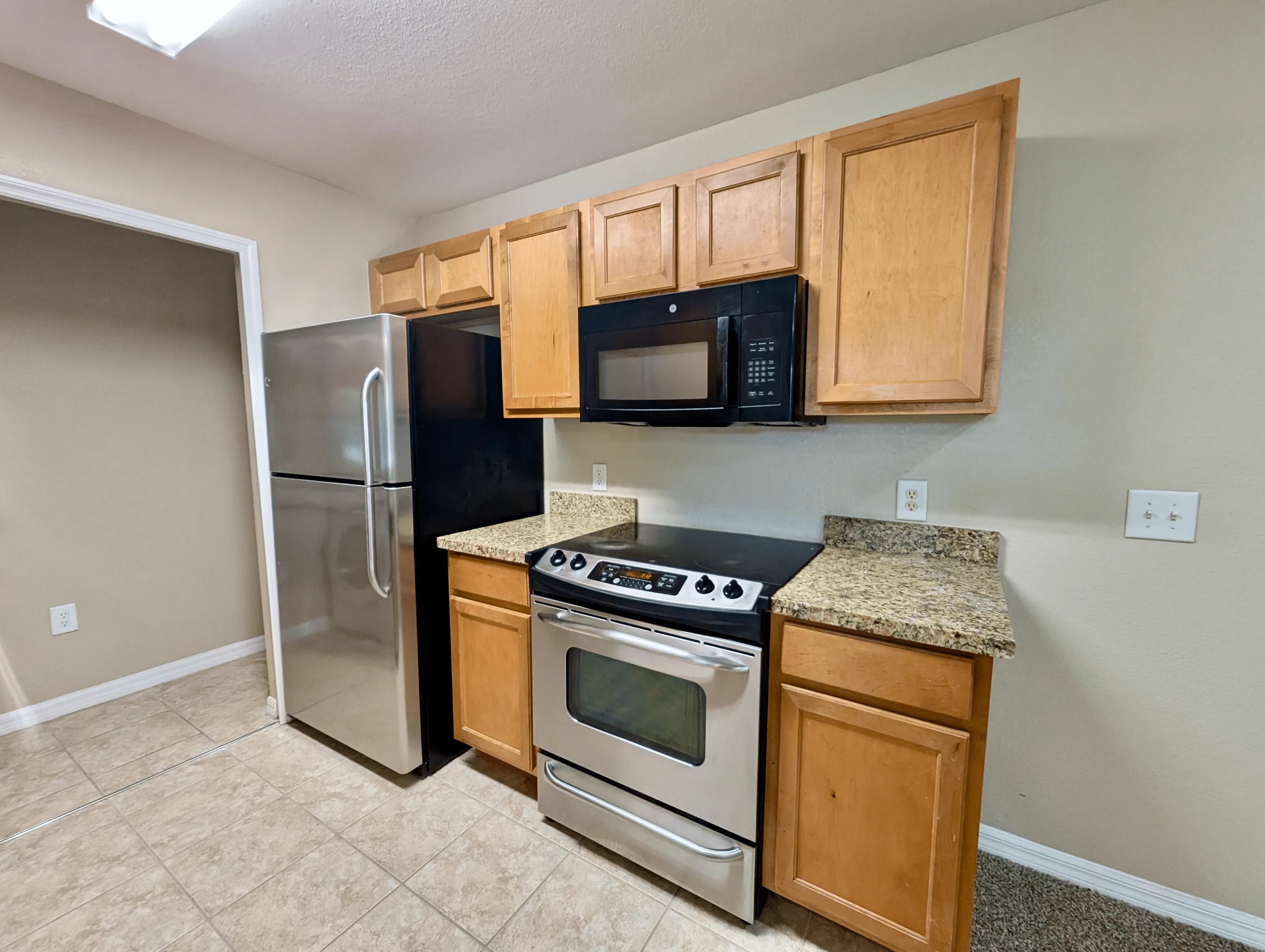 Modern Appliances and plenty of workspace!