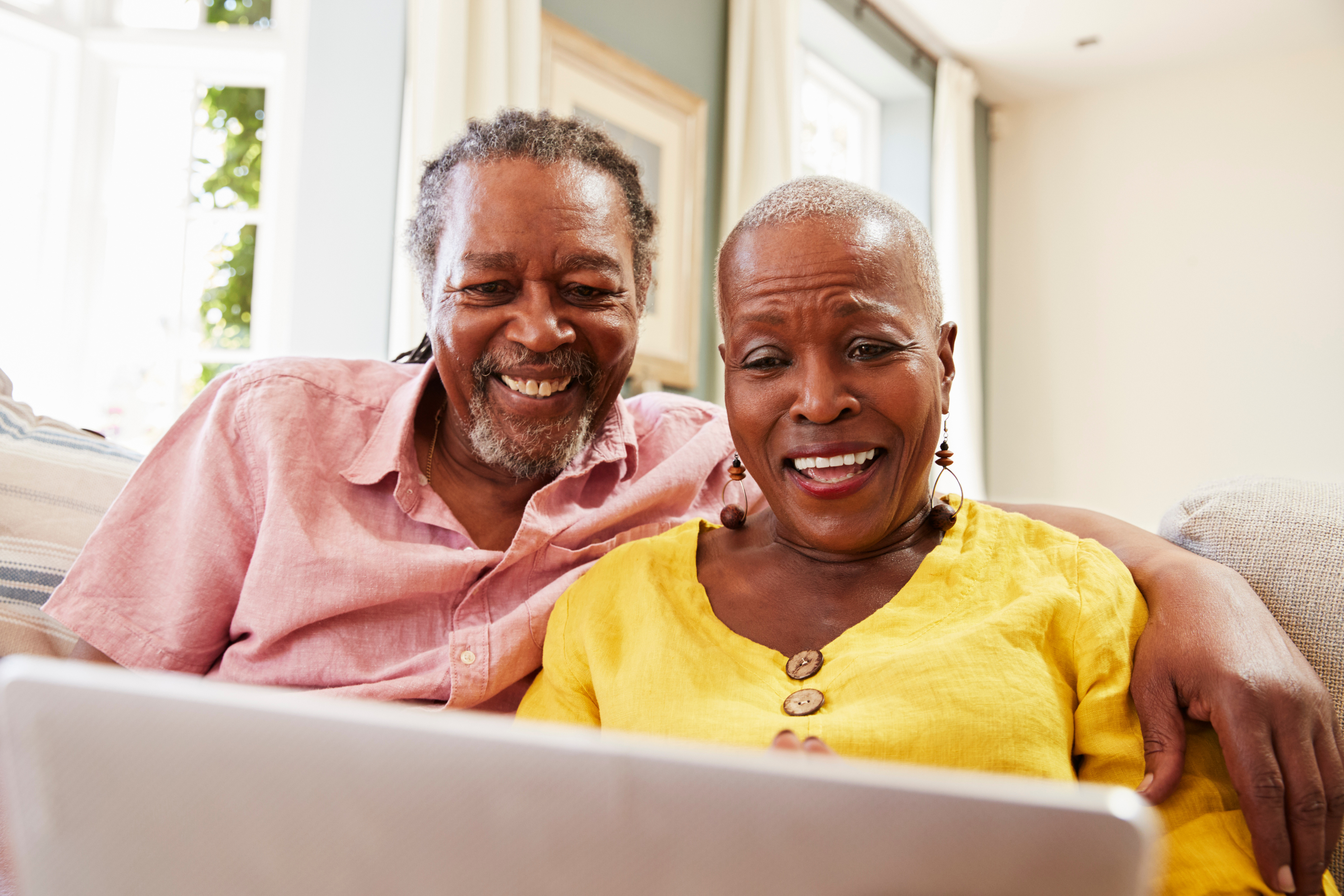 Using Social Media as a Senior-image