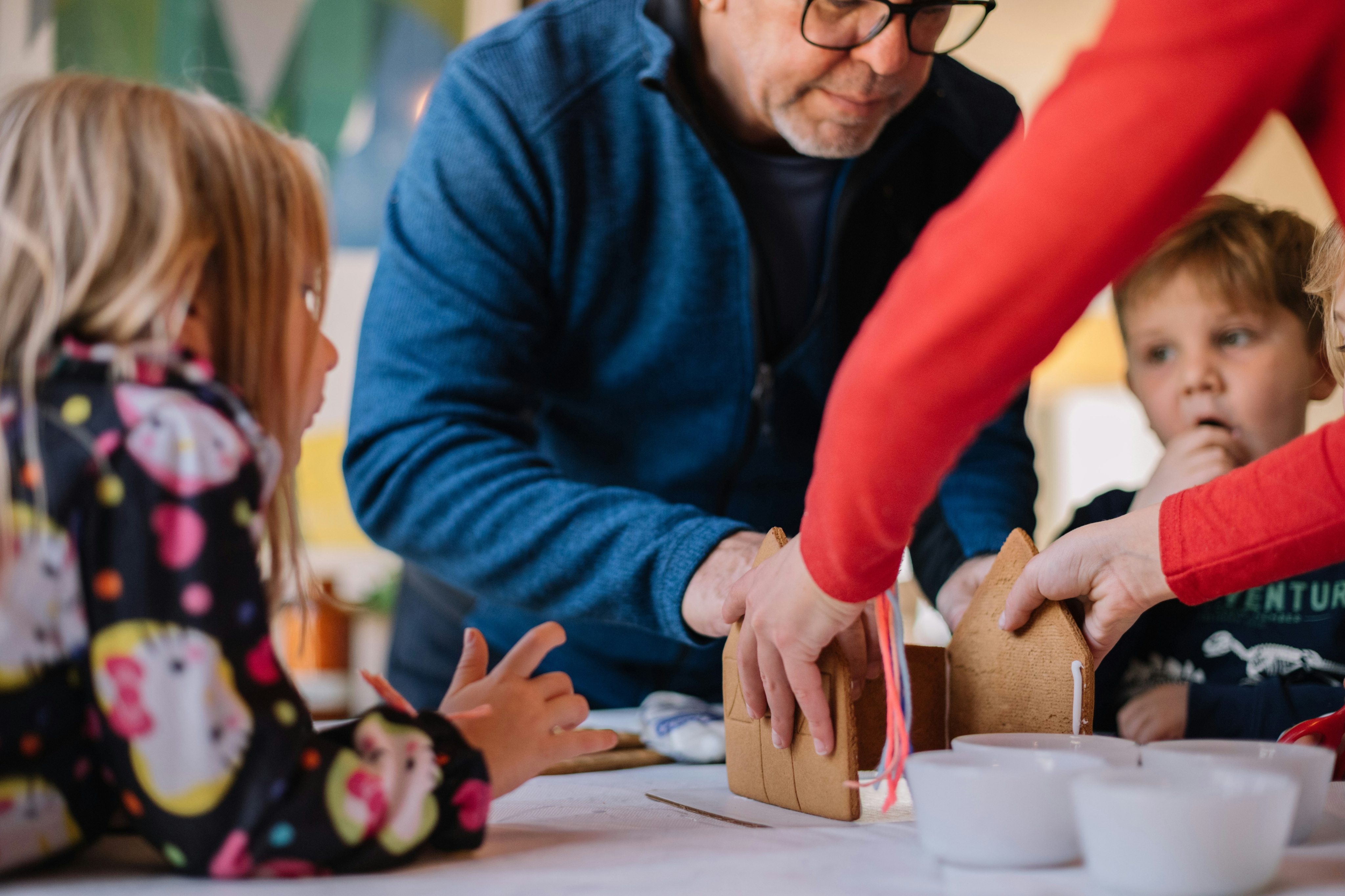 Activities to Welcome Grandchildren to your Senior Community-image