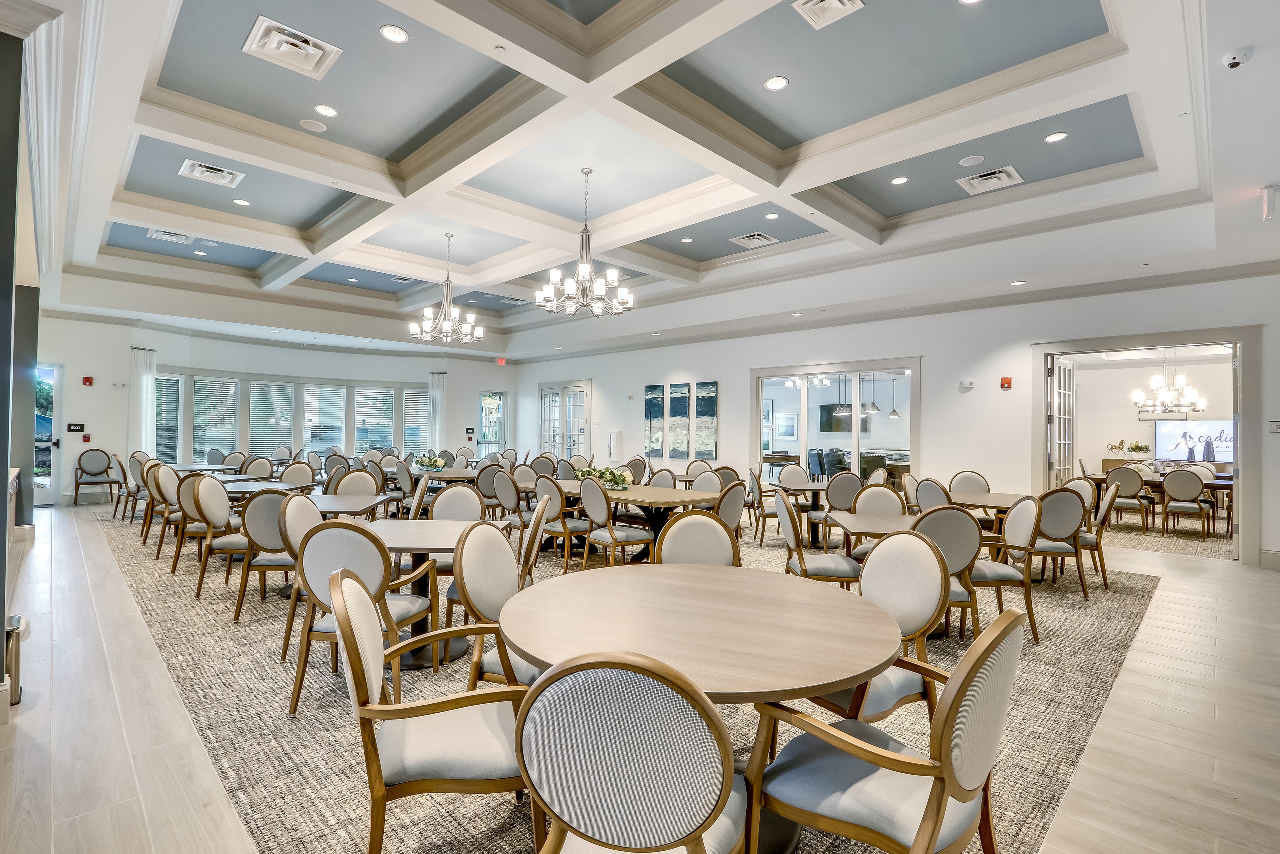 Arcadia Gardens community dining room