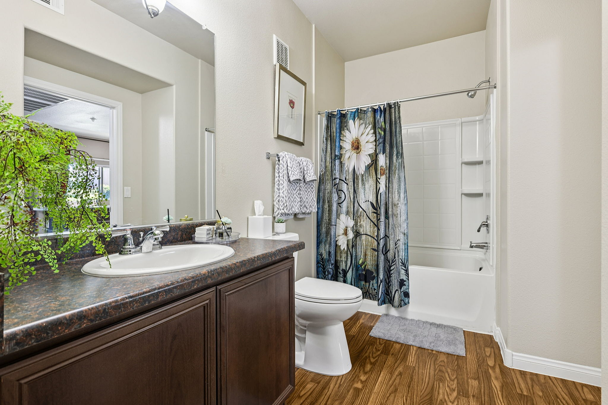 D2x2 Guest Bathroom