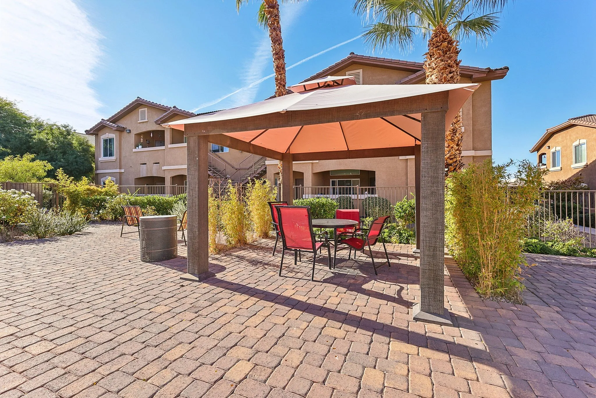 Front Pool Upper Deck