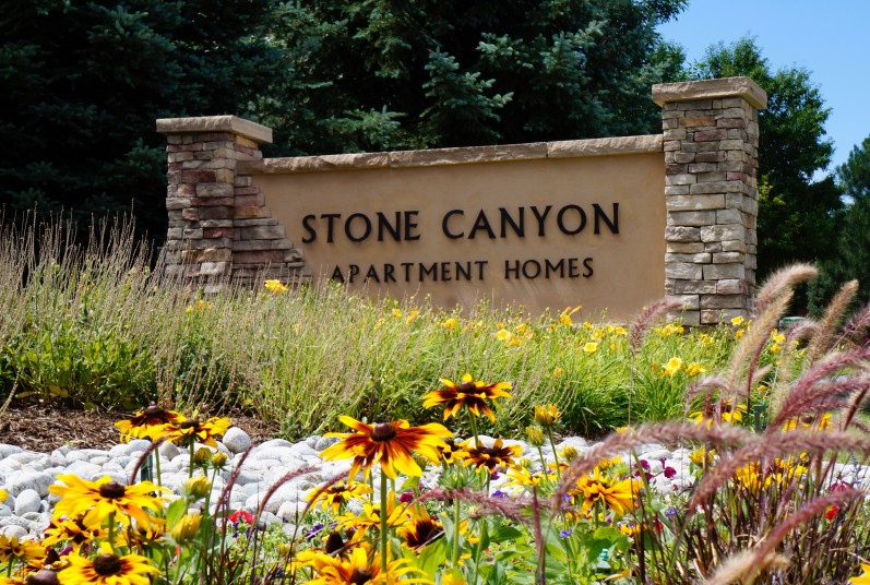 Stone Canyon Apartments