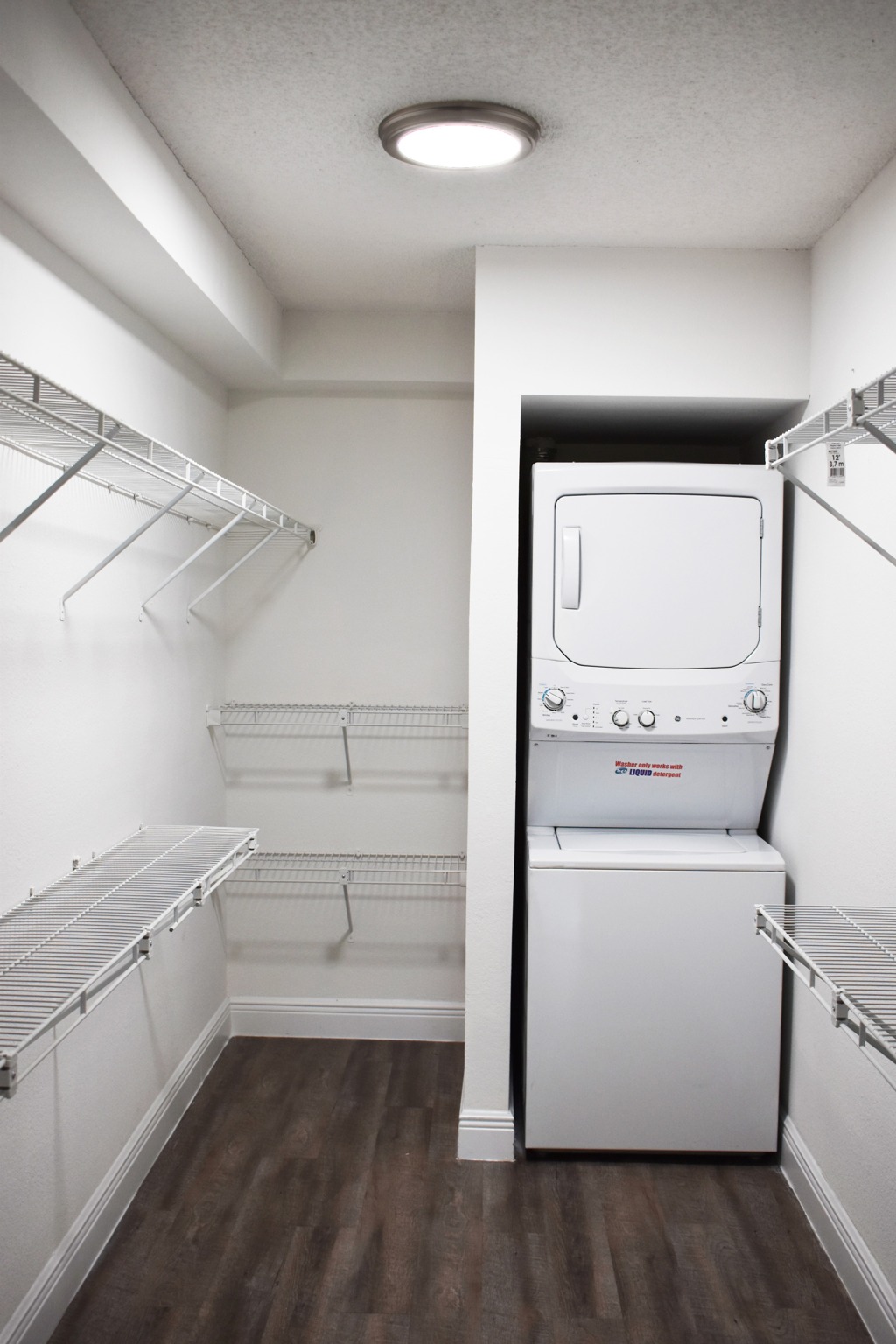 View Photos & Take A Virtual Tour Royalton On The Green Apartments