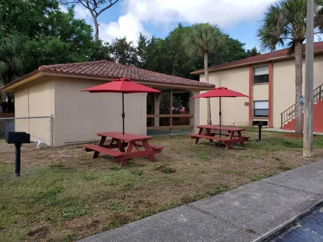 Image of BBQ and Picnic Areas for Cypress Place Apartments