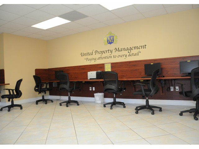 Image of Fully Equipped Business Center with WIFI for Fontainebleau Milton Apartments